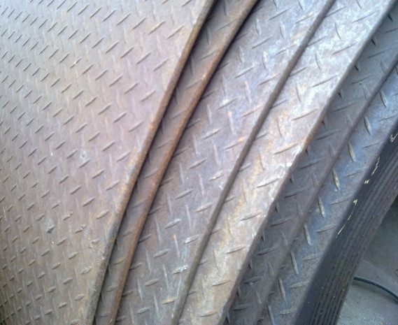 THÉP CUỘN CHỐNG TRƯỢT (CUỘN GÂN)